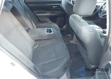 2015 Nissan Altima 2.5 from USA, damaged, VIN 1N4AL3AP4FN390370